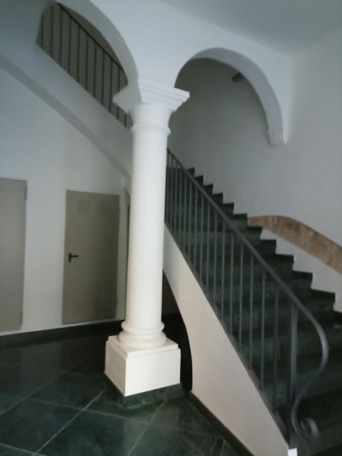 Piso Encantador En El Centro De Tarragona Buitenkant foto